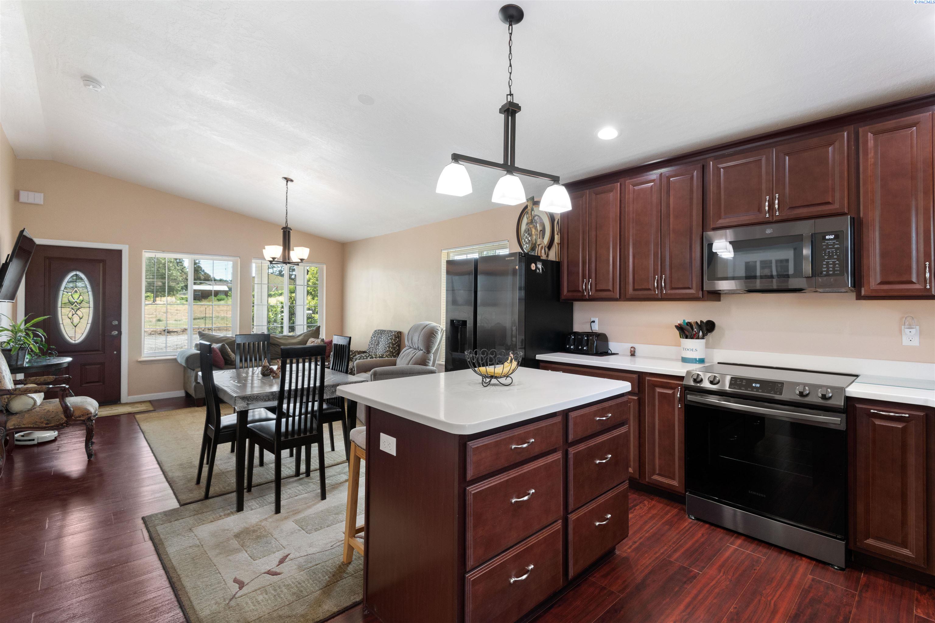 22908 Kennedy Road Benton City, WA 99320 - Photo 36 of 46 Gallery Image 36