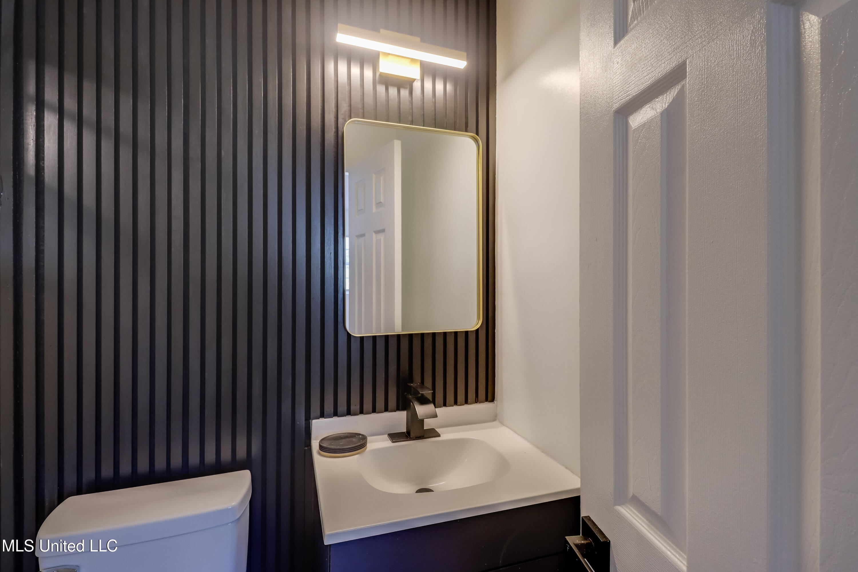 2470 Carter Road Biloxi, MS 39531 - Photo 15 of 22 IMG_9964-Edit