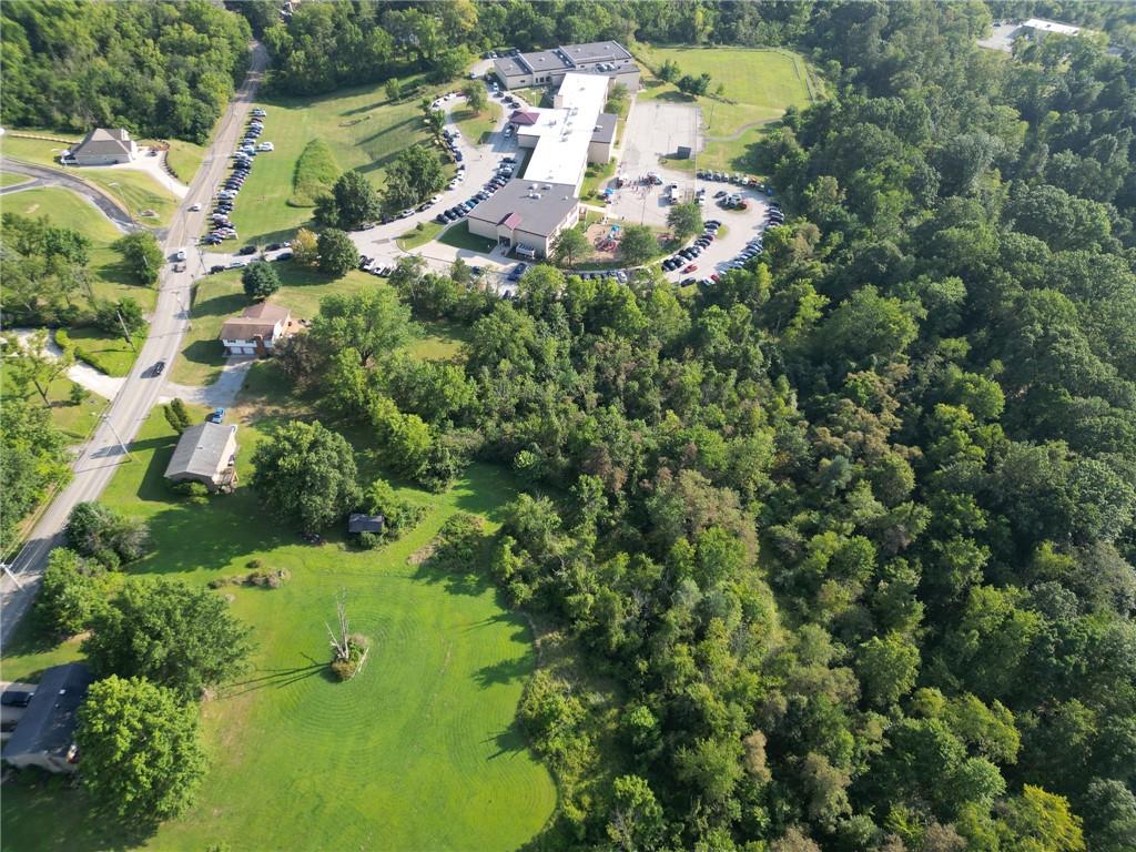 0 Center New Texas Road Pittsburgh, PA 15239 - Photo 5 of 7 a view of a garden with plants
