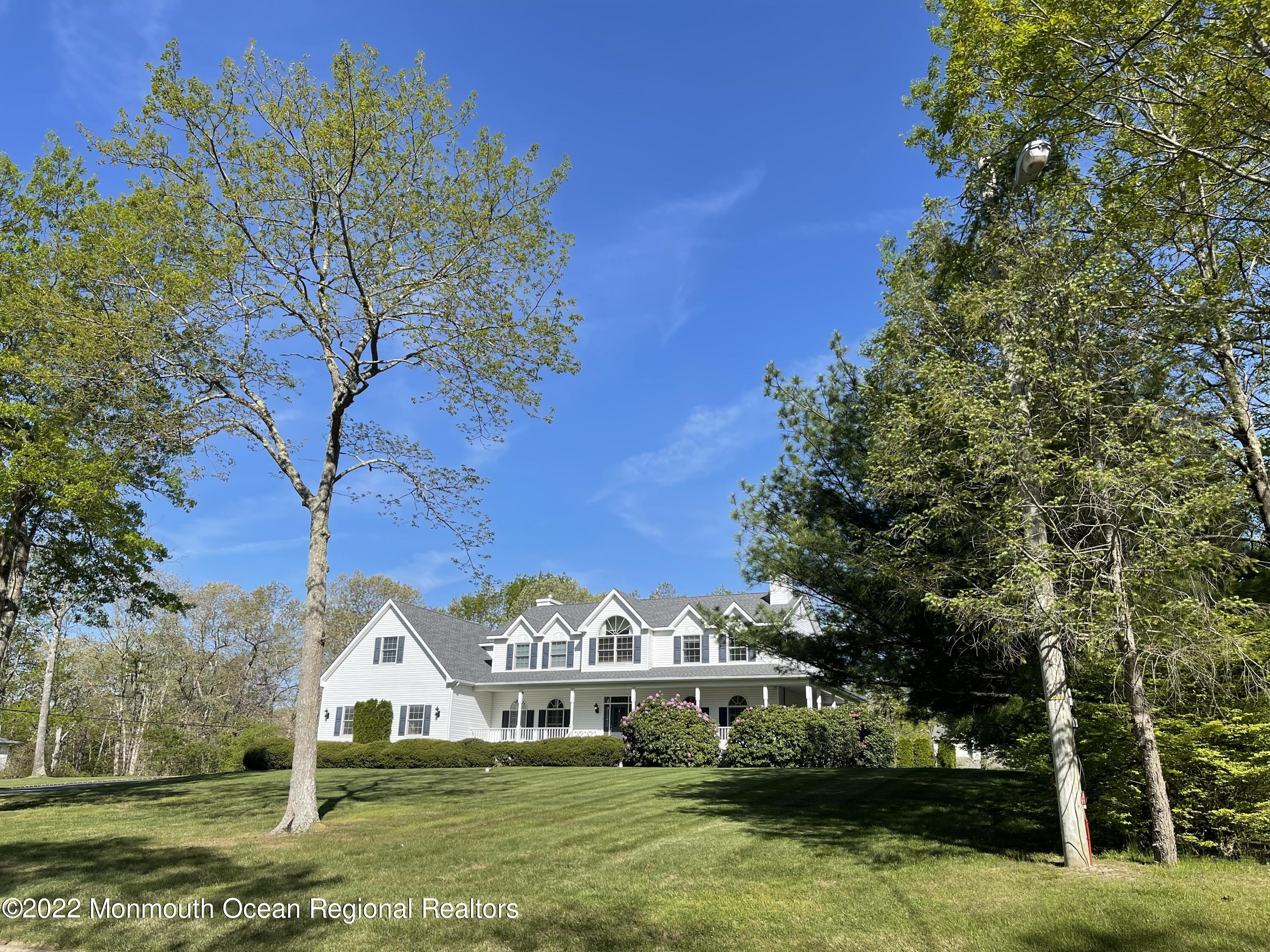 1296 Ridge Avenue Manahawkin, NJ 08050 - Photo 3 of 124 IMG_2584