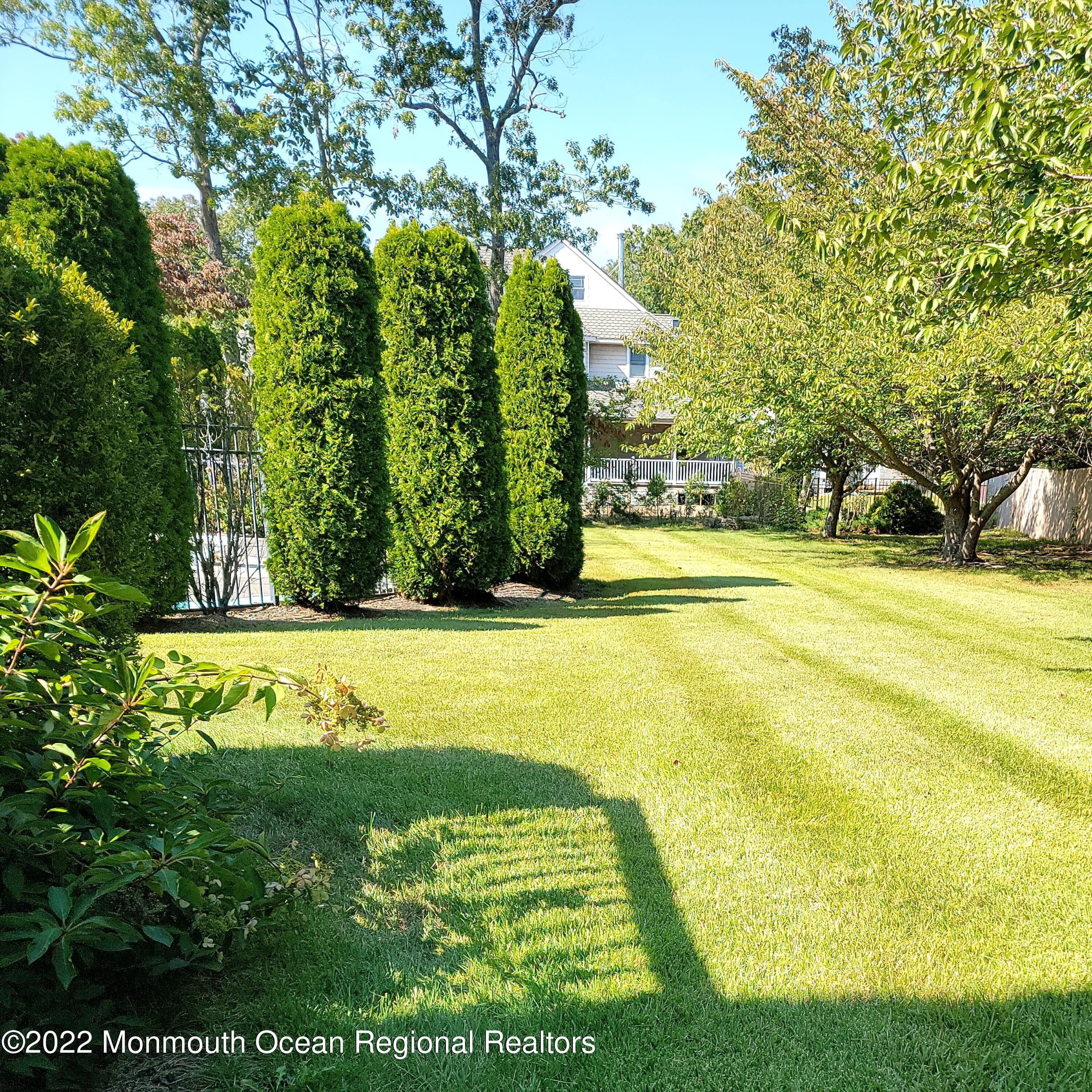 1296 Ridge Avenue Manahawkin, NJ 08050 - Photo 90 of 124 20211003_133038_06