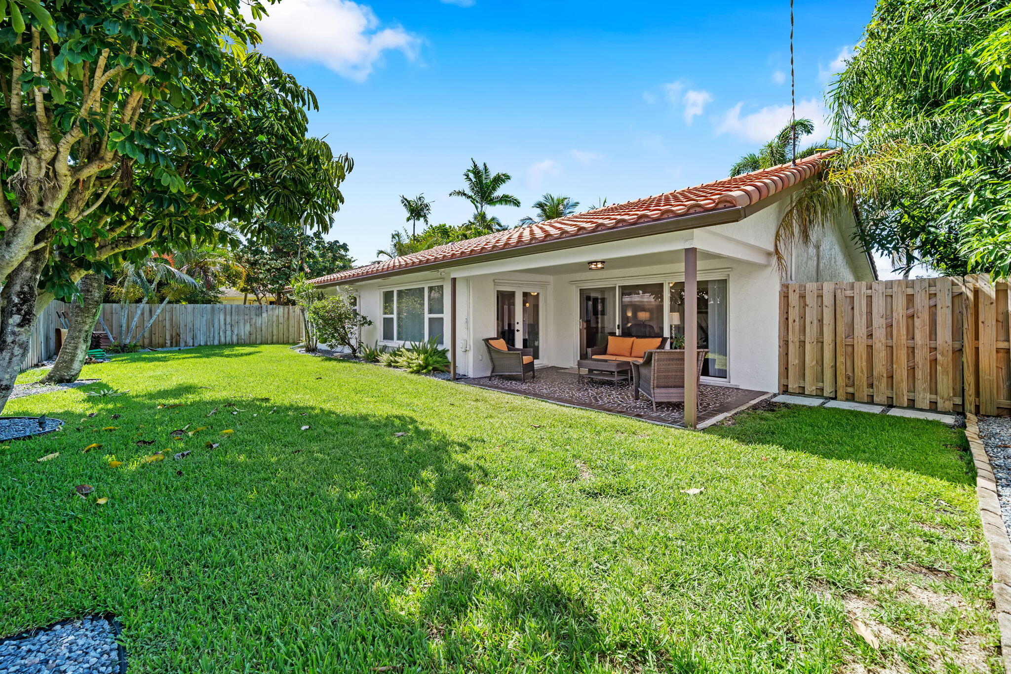 741 Curlew Road Delray Beach, FL 33444 - Photo 30 of 37 Back Patio