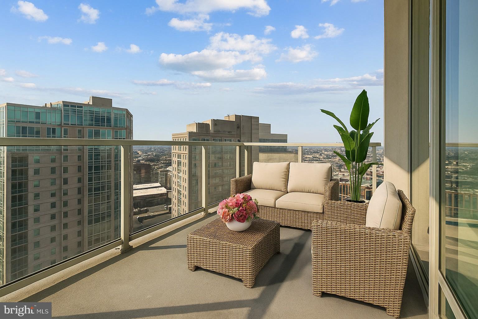 901 North Penn Street, Unit R2203 Philadelphia, PA 19123 - Photo 36 of 58 a view of balcony with couch