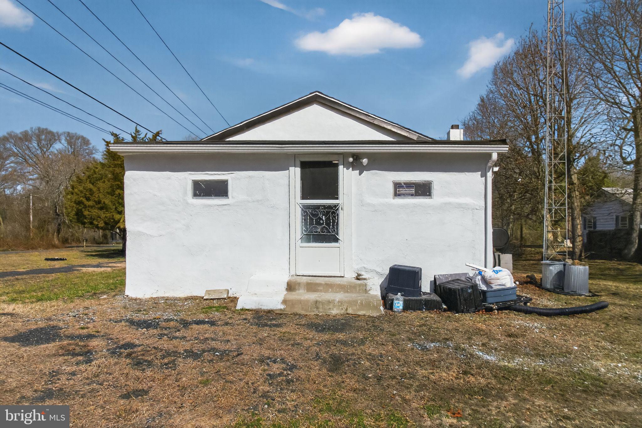 259 Shoemaker Lane Bridgeton, NJ 08302 - Photo 5 of 23 a view of a backyard