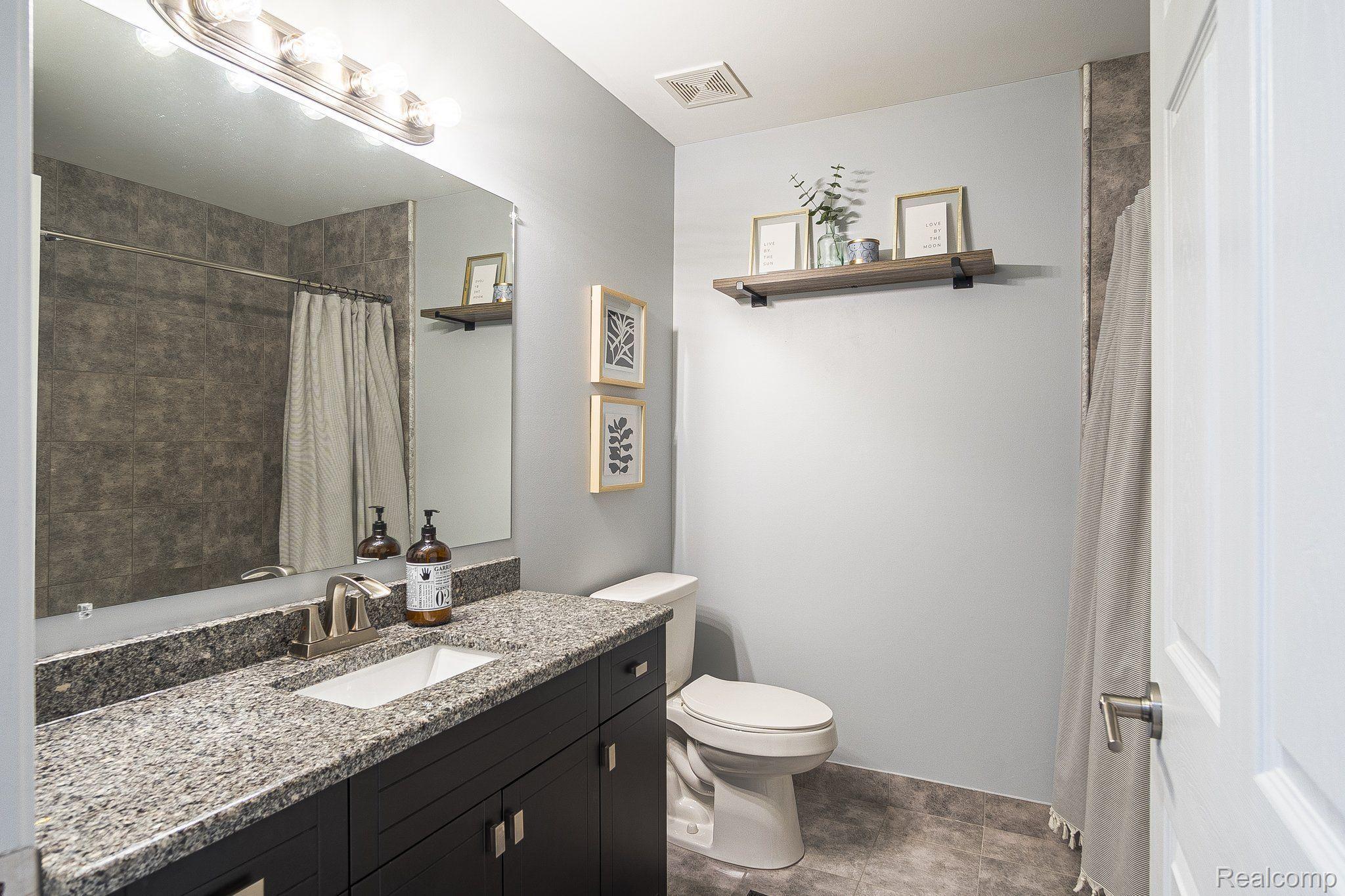 1883 Flagstone Circle Rochester, MI 48307 - Photo 21 of 29