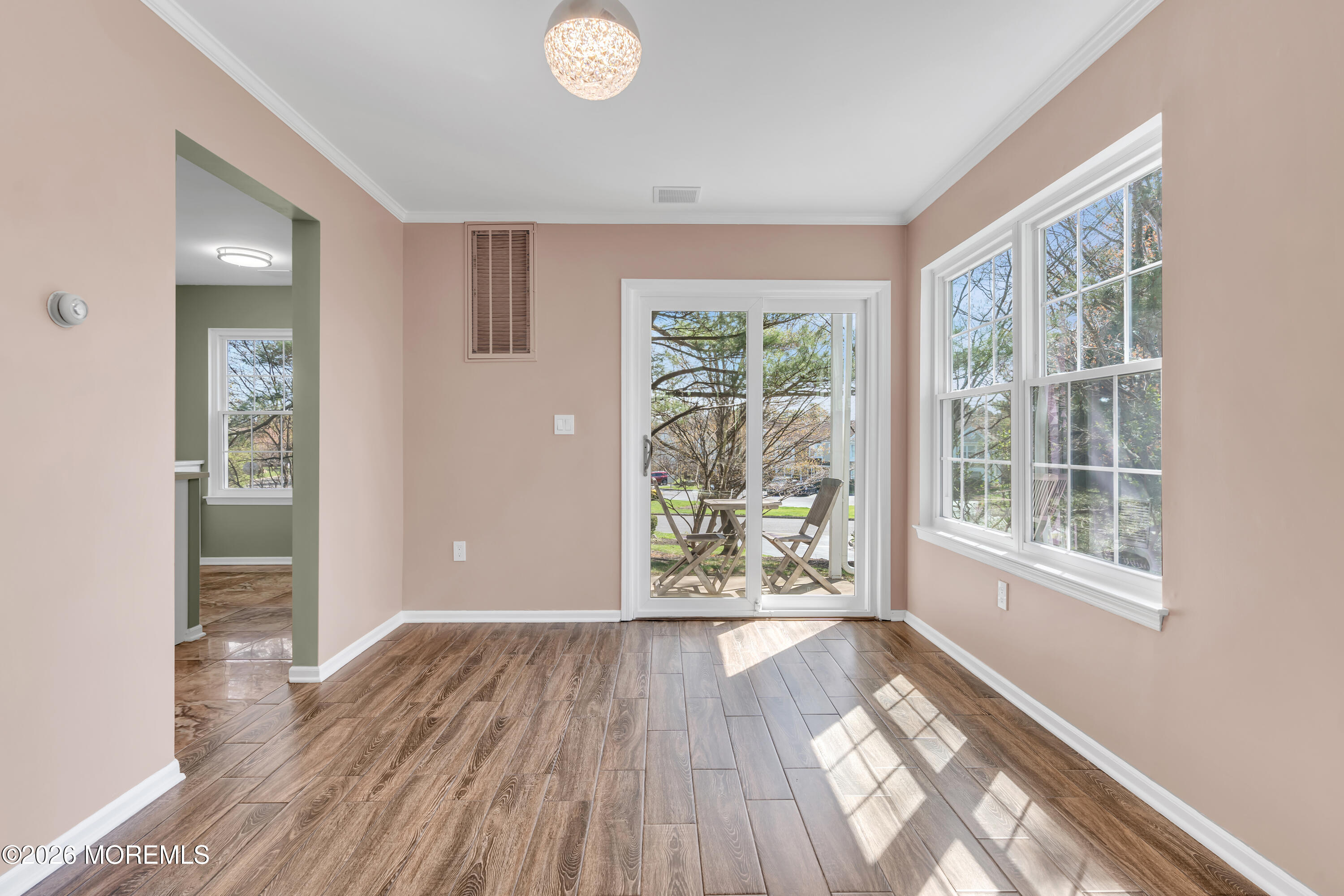 8 Mainbraid Court Tinton Falls, NJ 07753 - Photo 13 of 42 Dining Area