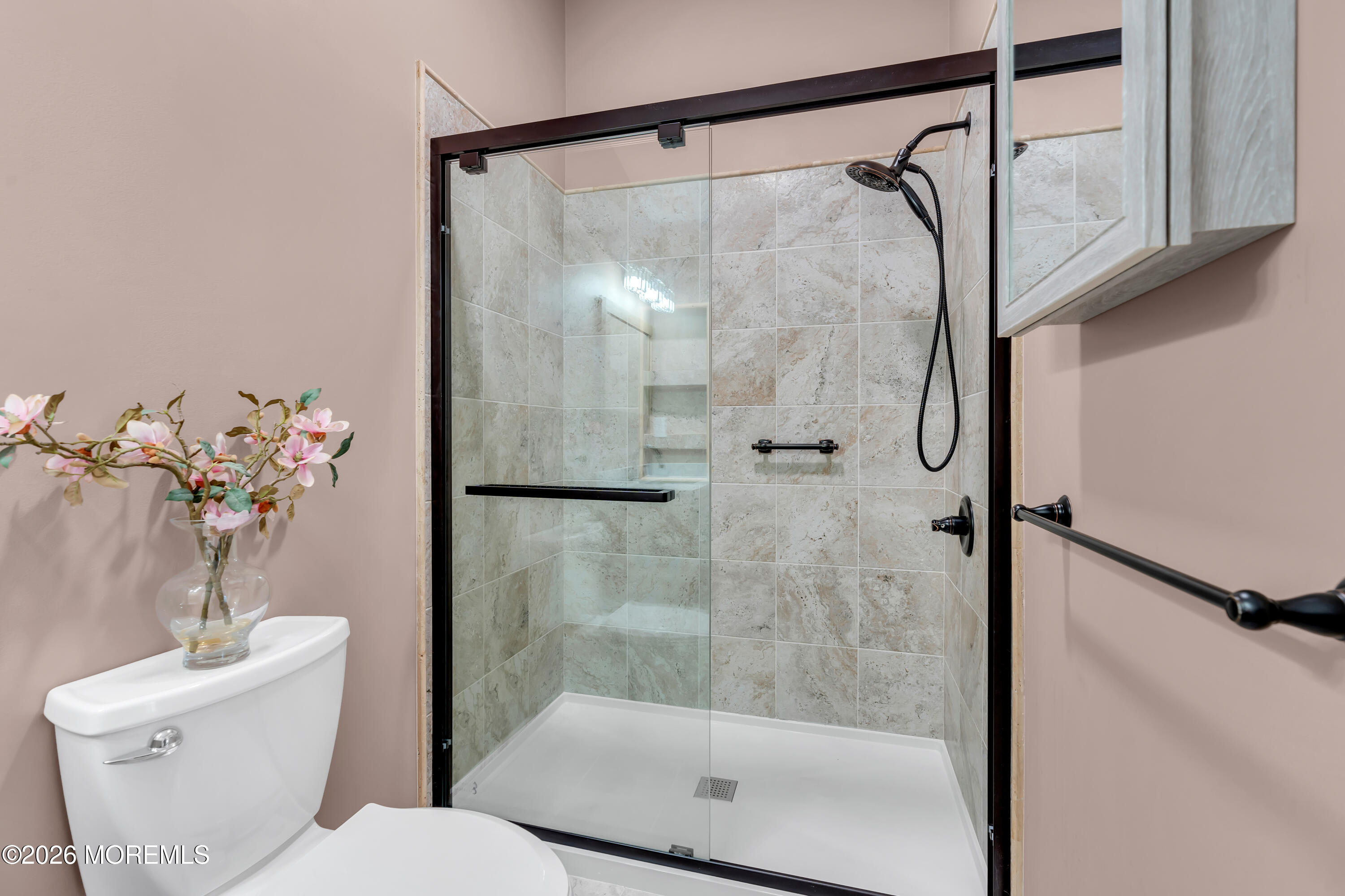 8 Mainbraid Court Tinton Falls, NJ 07753 - Photo 31 of 42 Primary Ensuite Bath