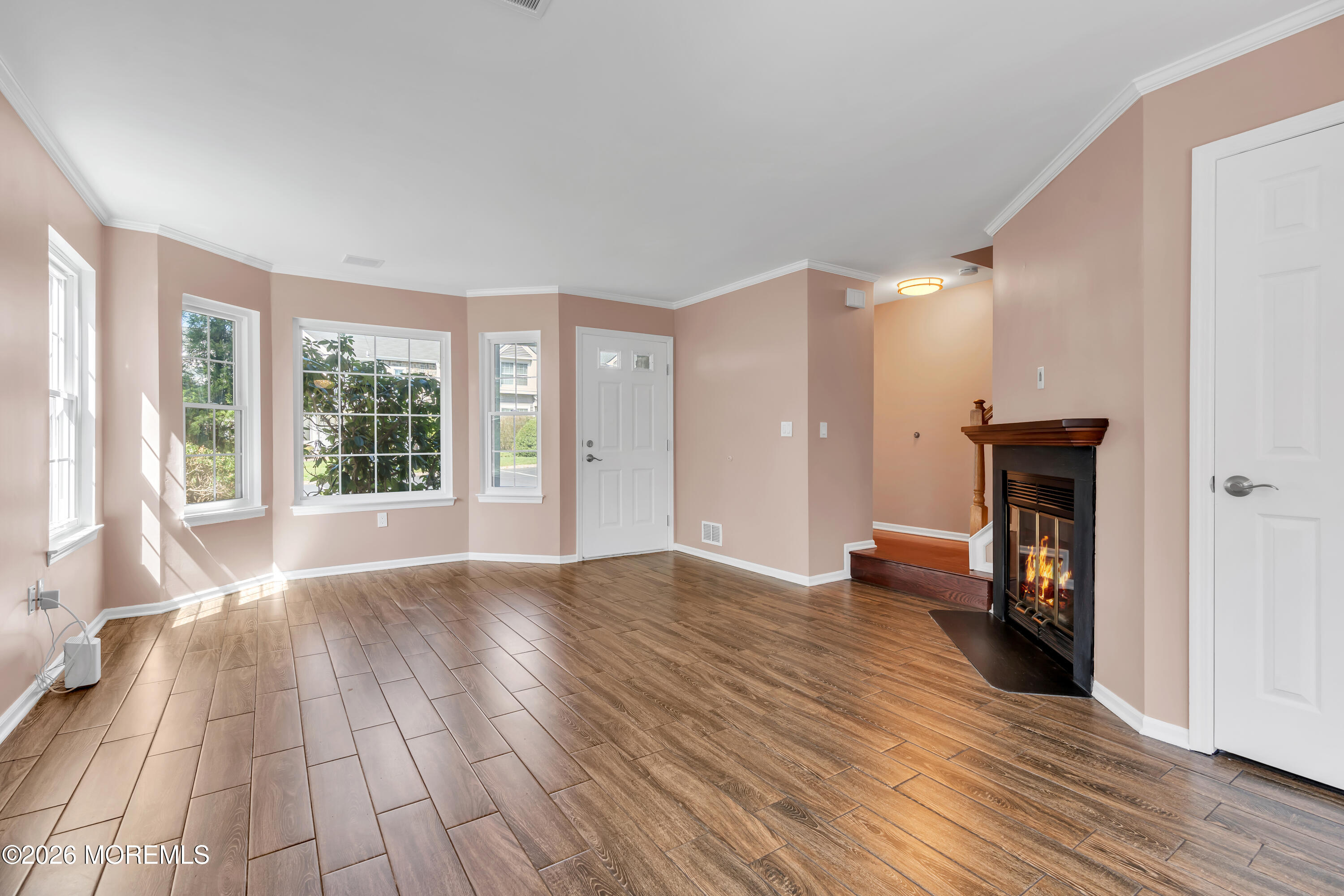 8 Mainbraid Court Tinton Falls, NJ 07753 - Photo 10 of 42 Living Room