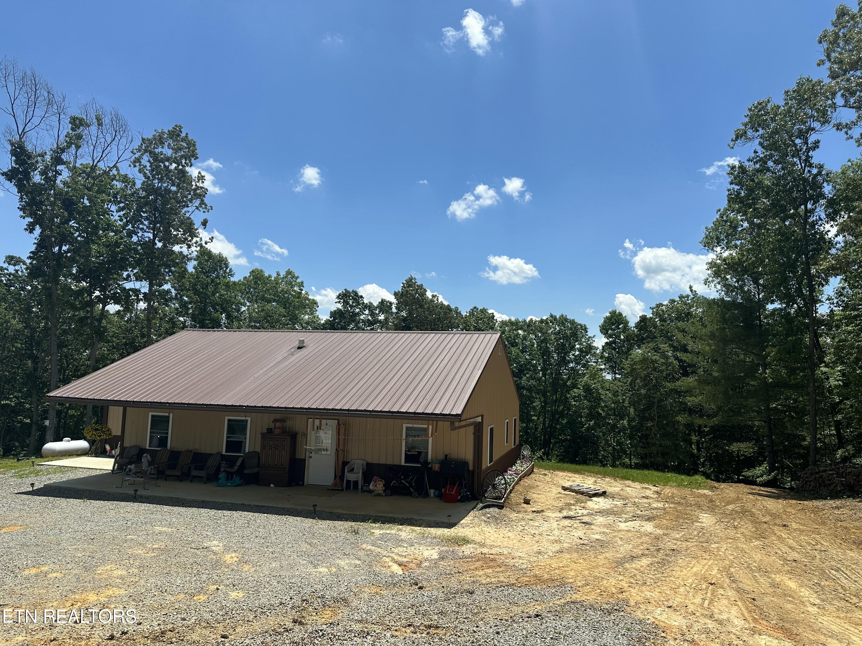 1561 Coon Hollow Road Deer Lodge, TN 37726 - Photo 35 of 48 IMG_2104