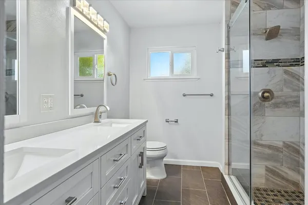 $1,595,000 | 2176 North Bethel Avenue, Sanger, CA 93657