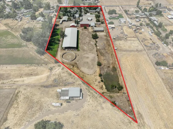 $1,595,000 | 2176 North Bethel Avenue, Sanger, CA 93657