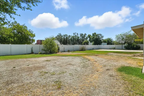 $1,595,000 | 2176 North Bethel Avenue, Sanger, CA 93657