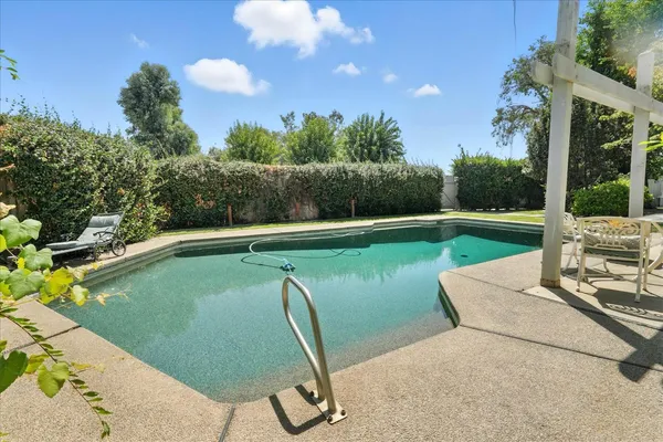 $1,595,000 | 2176 North Bethel Avenue, Sanger, CA 93657