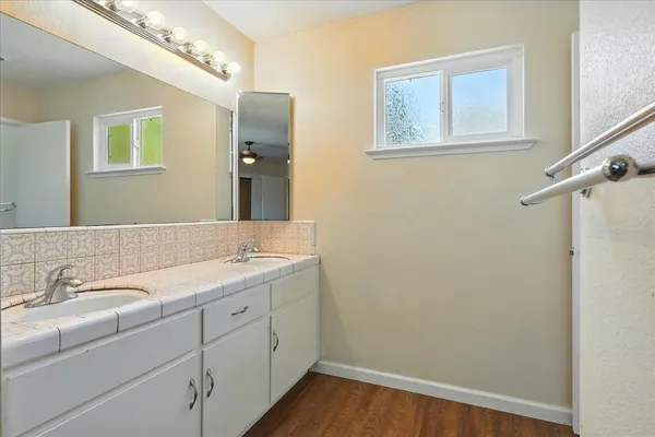 $1,595,000 | 2176 North Bethel Avenue, Sanger, CA 93657