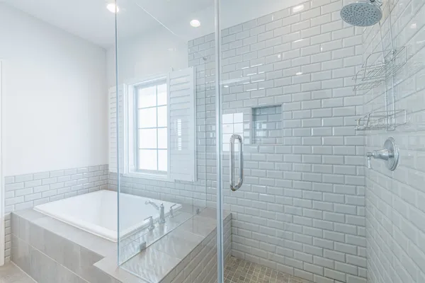 $615,000 | 247 Green Boulevard, Shenandoah, TX 77384