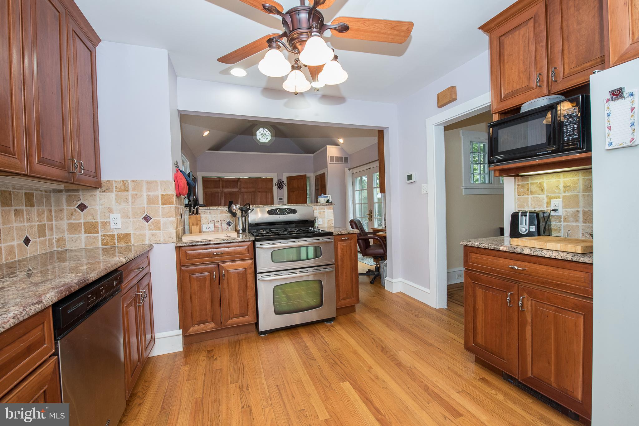 428 Anthwyn Road Narberth, PA 19072 - Photo 12 of 32 Gallery Image 12