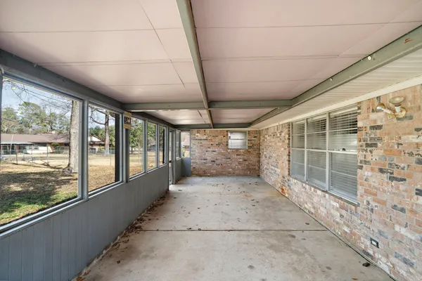 $2,500 | 1104 Hillcrest Drive, Conroe, TX 77301