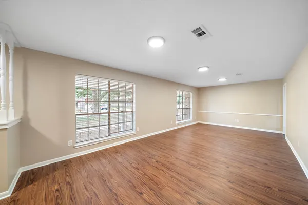$2,500 | 1104 Hillcrest Drive, Conroe, TX 77301