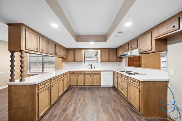 $2,500 | 1104 Hillcrest Drive, Conroe, TX 77301