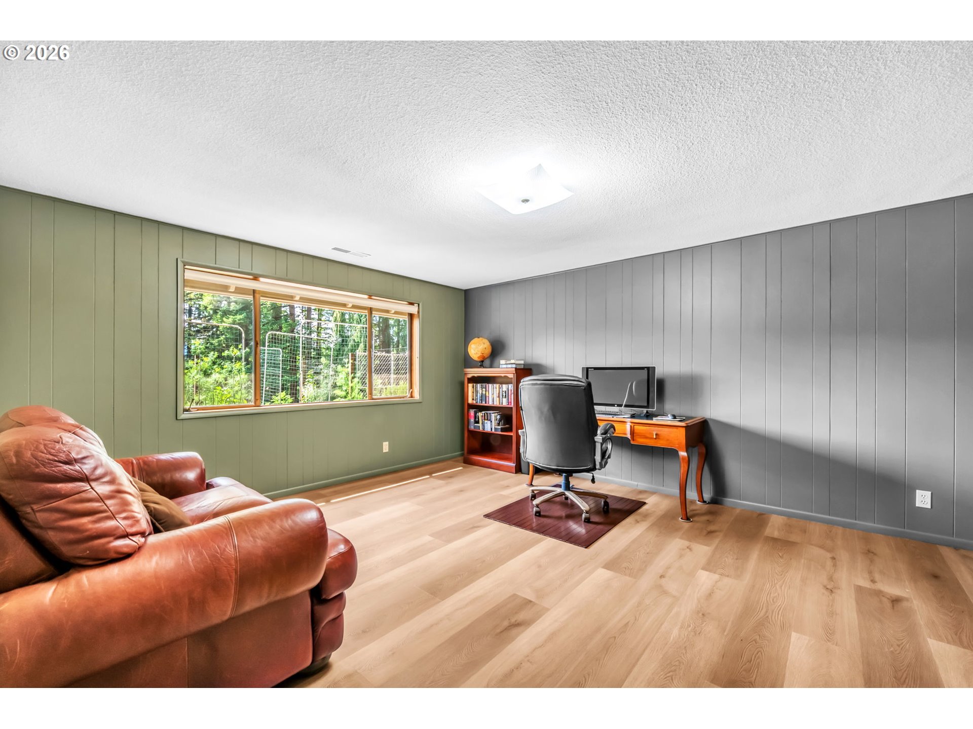 90790 Hill Road Springfield, OR 97478 - Photo 20 of 48 Bedroom