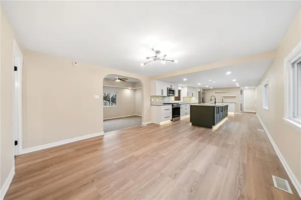 $342,900 | 749 Parkway Drive, Harwick, PA 15049