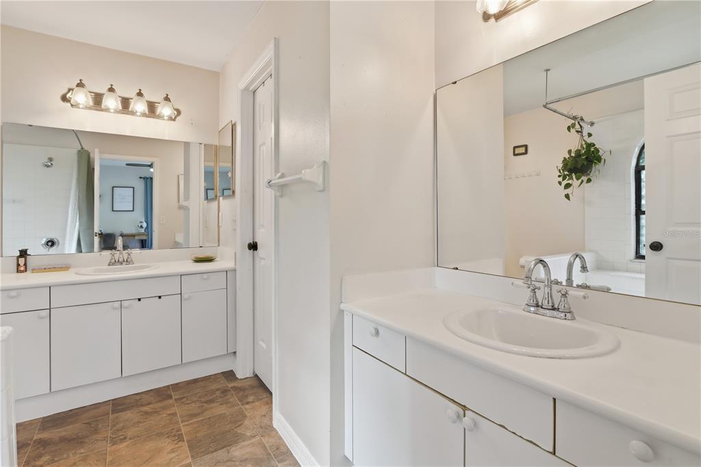 2337 Rabenton Road Deltona, FL 32738 - Photo 16 of 23 Gallery Image 16