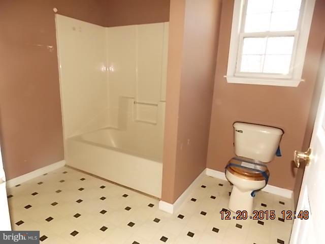 11949 Hemlock Road Lusby, MD 20657 - Photo 17 of 24 Bath (Master)