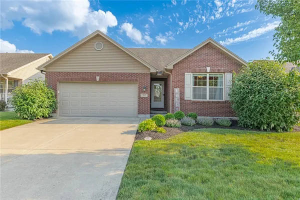 $359,900 | 502 Stone Path Court, Carlisle, OH 45005
