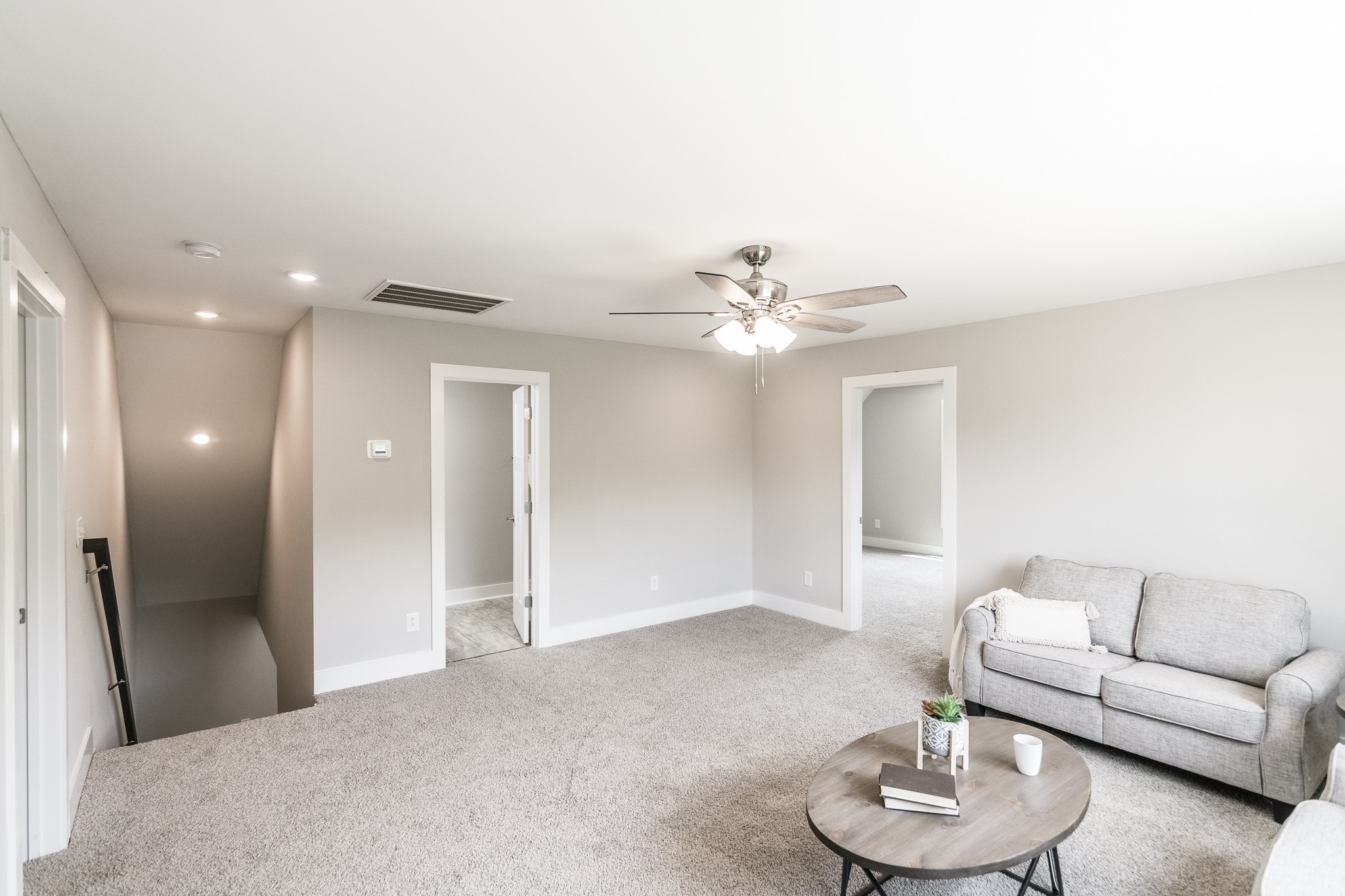 4839 Pulliam-Hardaway Road Springfield, TN 37172 - Photo 31 of 40 a living room with furniture and a chandelier