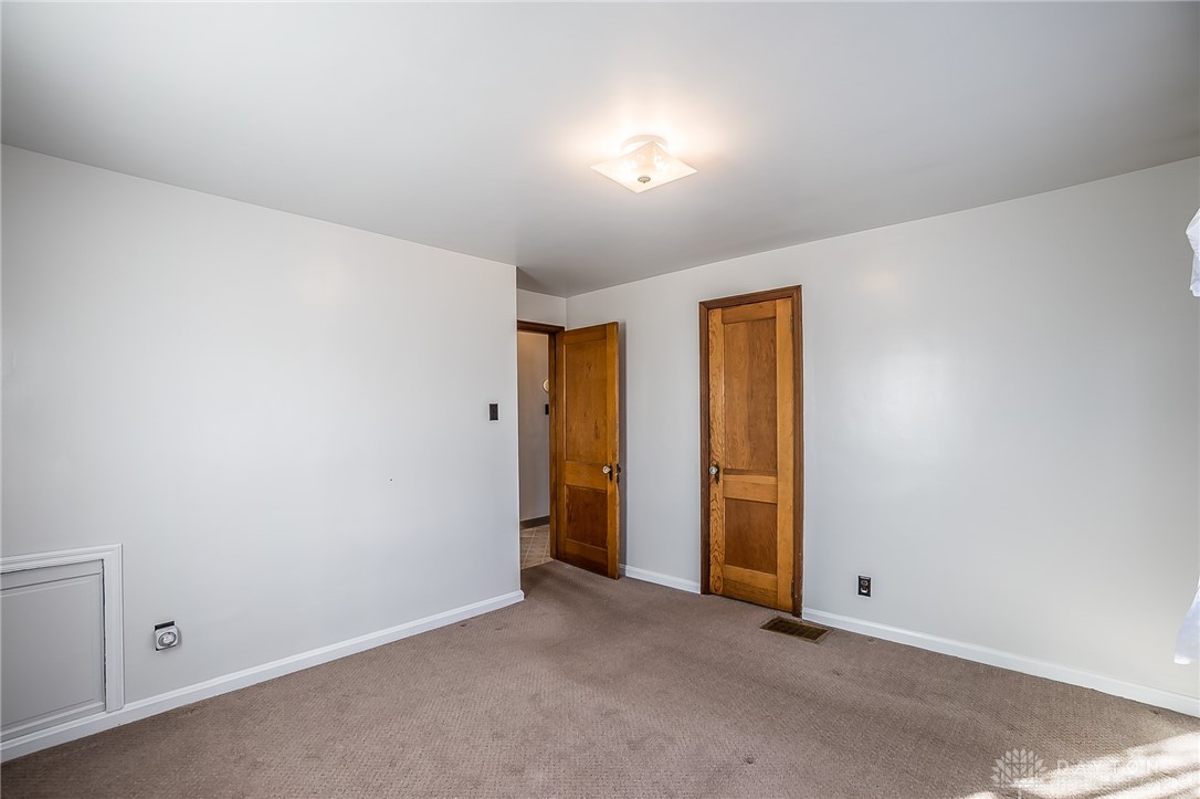 5753 Dry Ridge Road Cincinnati, OH 45252 - Photo 19 of 43 Gallery Image 19