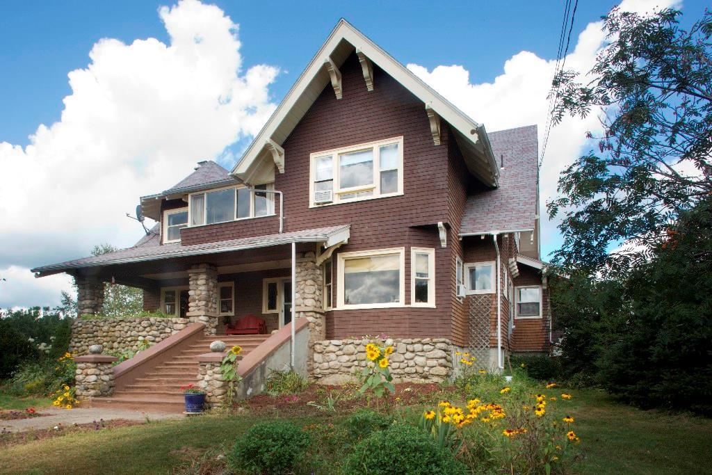 Handsome arts & craft home