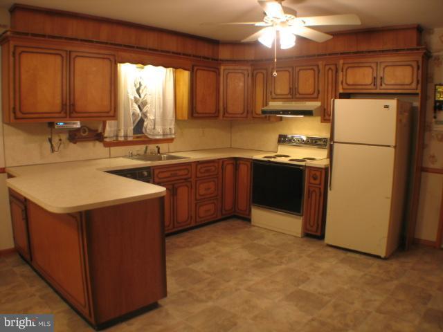 816 Hook Road Westminster, MD 21157 - Photo 1 of 30 Kitchen