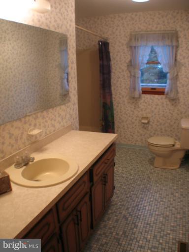 816 Hook Road Westminster, MD 21157 - Photo 26 of 30 Bath