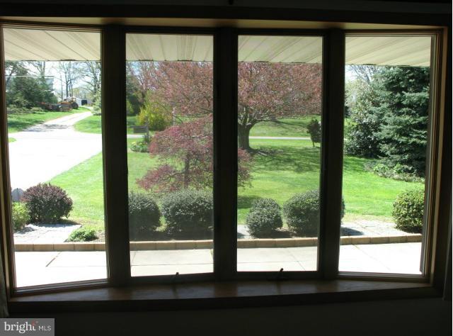 816 Hook Road Westminster, MD 21157 - Photo 27 of 30 View from living room