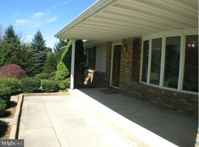 816 Hook Road Westminster, MD 21157 - Photo 29 of 30 Exterior (Front)