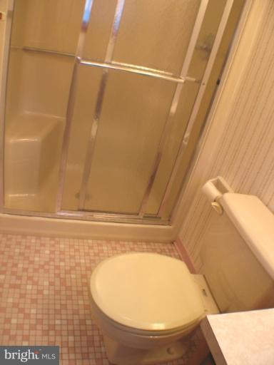 816 Hook Road Westminster, MD 21157 - Photo 10 of 30 Bath (Master)