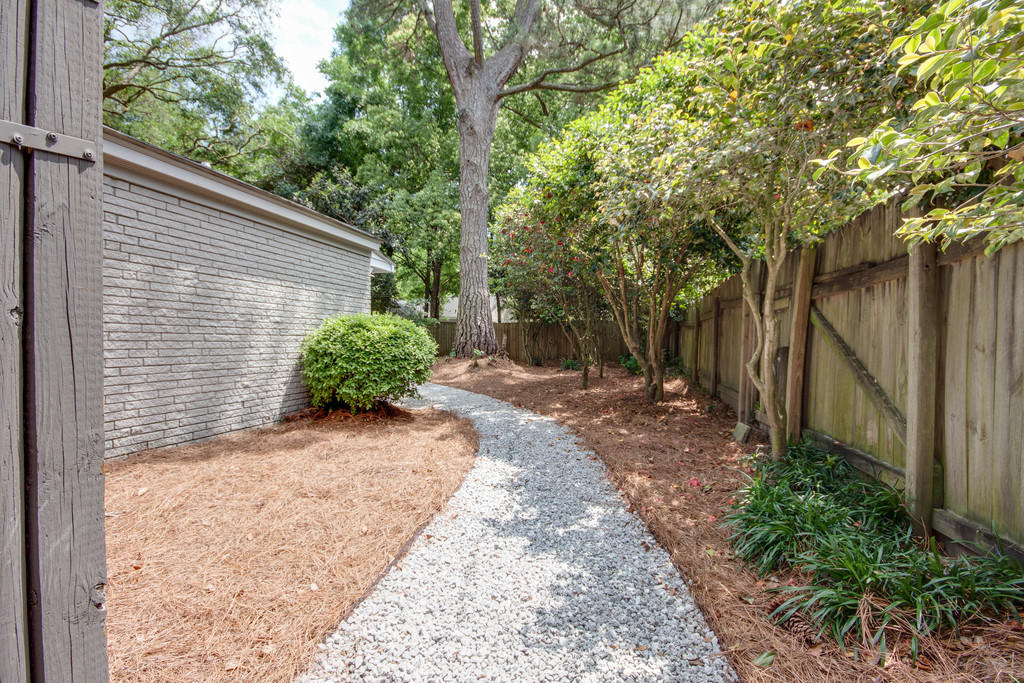 2139 Wappoo Hall Road Charleston, SC 29412 - Photo 38 of 38 ib1504231-1038