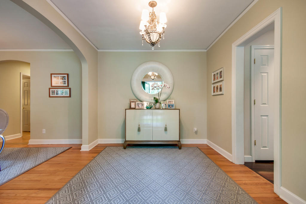 2139 Wappoo Hall Road Charleston, SC 29412 - Photo 5 of 38 ib1504231-1005