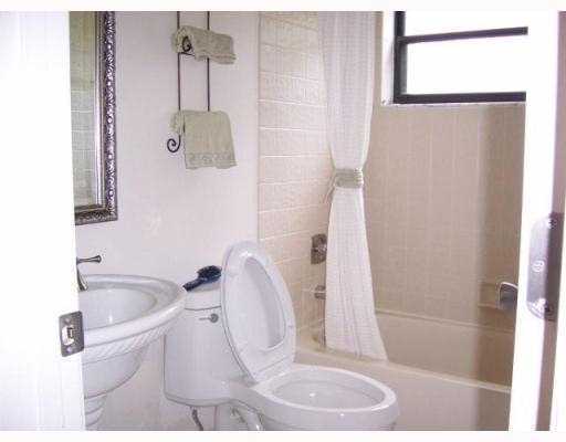 3008 Northwest 27th Terrace Boca Raton, FL 33434 - Photo 11 of 13 Additional Photo