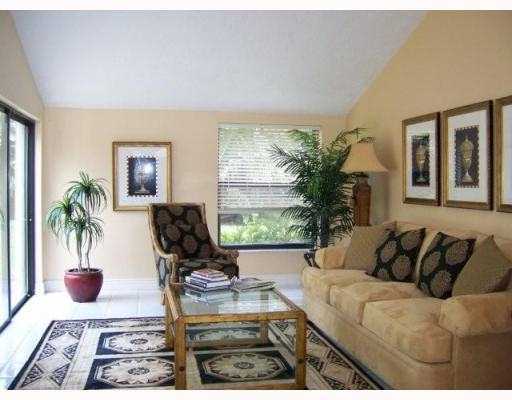 3008 Northwest 27th Terrace Boca Raton, FL 33434 - Photo 6 of 13 Additional Photo