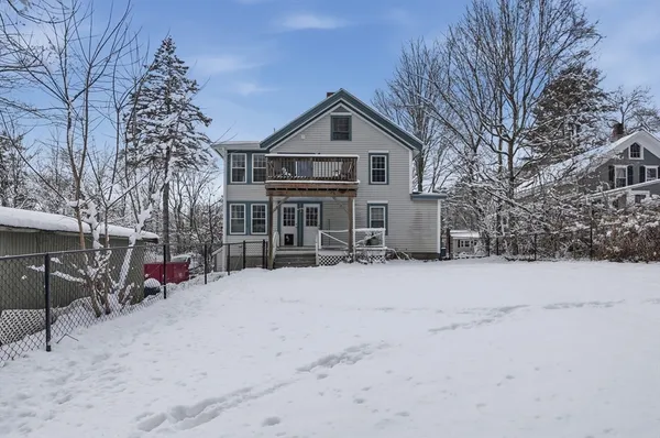 $3,200 | 10 Franklin Street, Unit 1, Medway, MA 02053