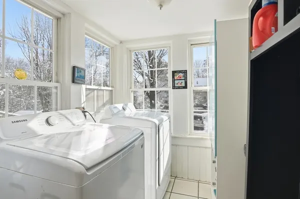 $3,200 | 10 Franklin Street, Unit 1, Medway, MA 02053