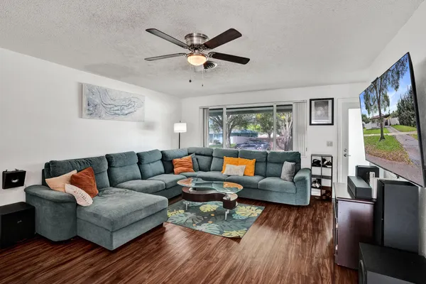 $505,000 | 5131 Southwest 92nd Terrace, Cooper City, FL 33328