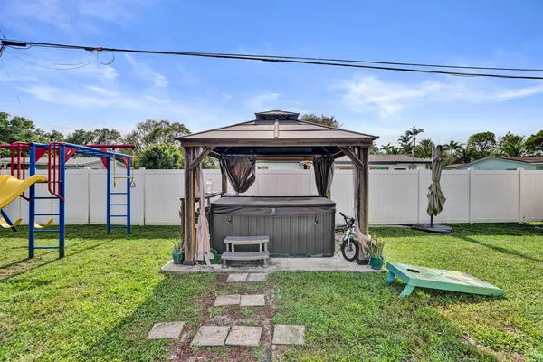 $505,000 | 5131 Southwest 92nd Terrace, Cooper City, FL 33328