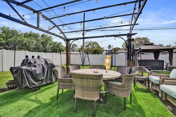 $505,000 | 5131 Southwest 92nd Terrace, Cooper City, FL 33328