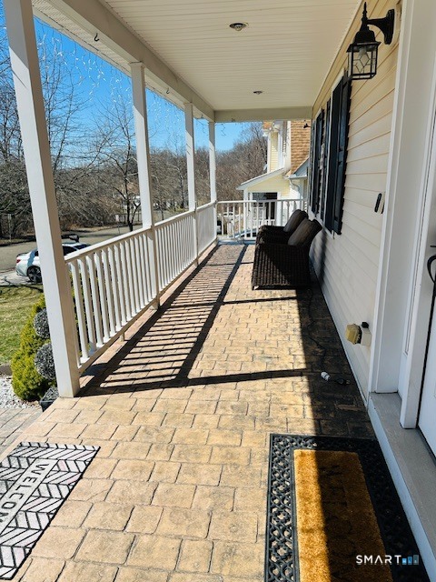 173 Cynrose Place Meriden, CT 06451 - Photo 3 of 37