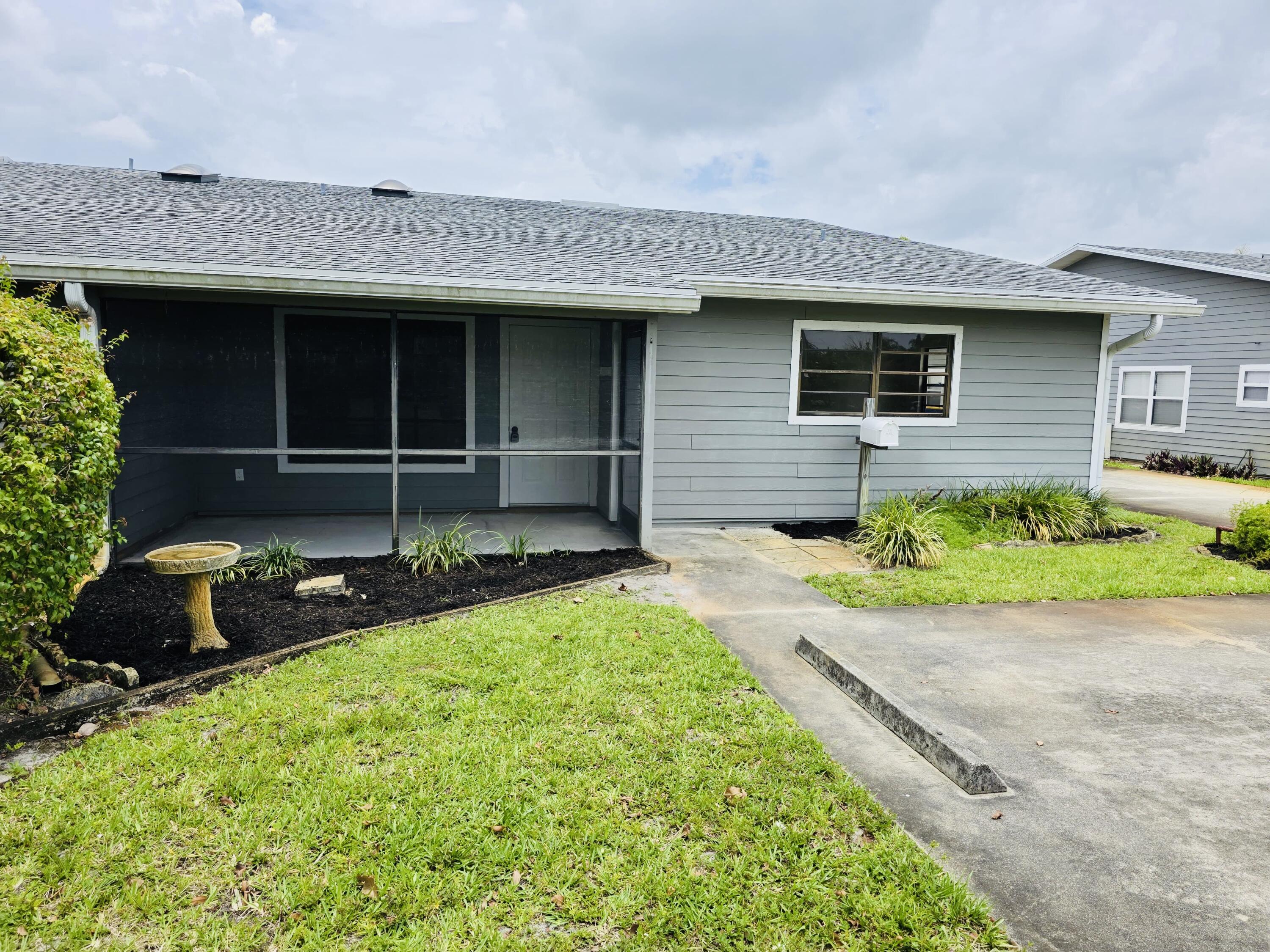 9095 Southeast Hobe Ridge Avenue Hobe Sound, FL 33455 - Photo 3 of 19 IMG_7860