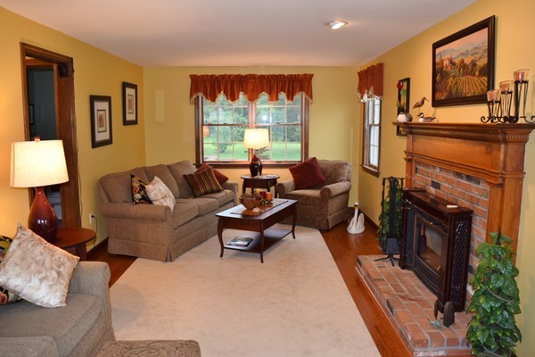 31 High Meadow Road Agawam, MA 01030 - Photo 11 of 27 Gallery Image 11
