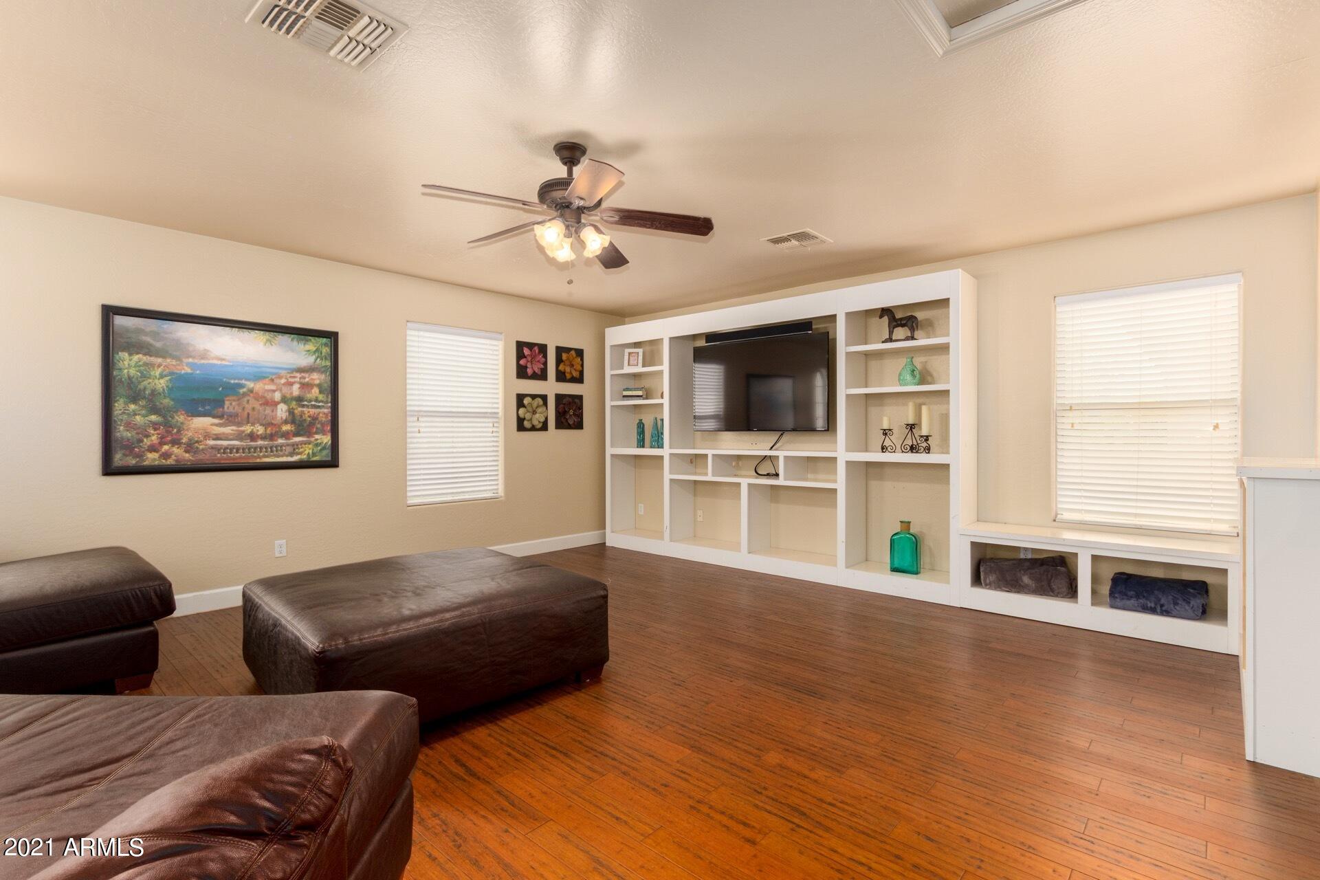 13551 West Redfield Road Surprise, AZ 85379 - Photo 25 of 52 HUGE Loft!