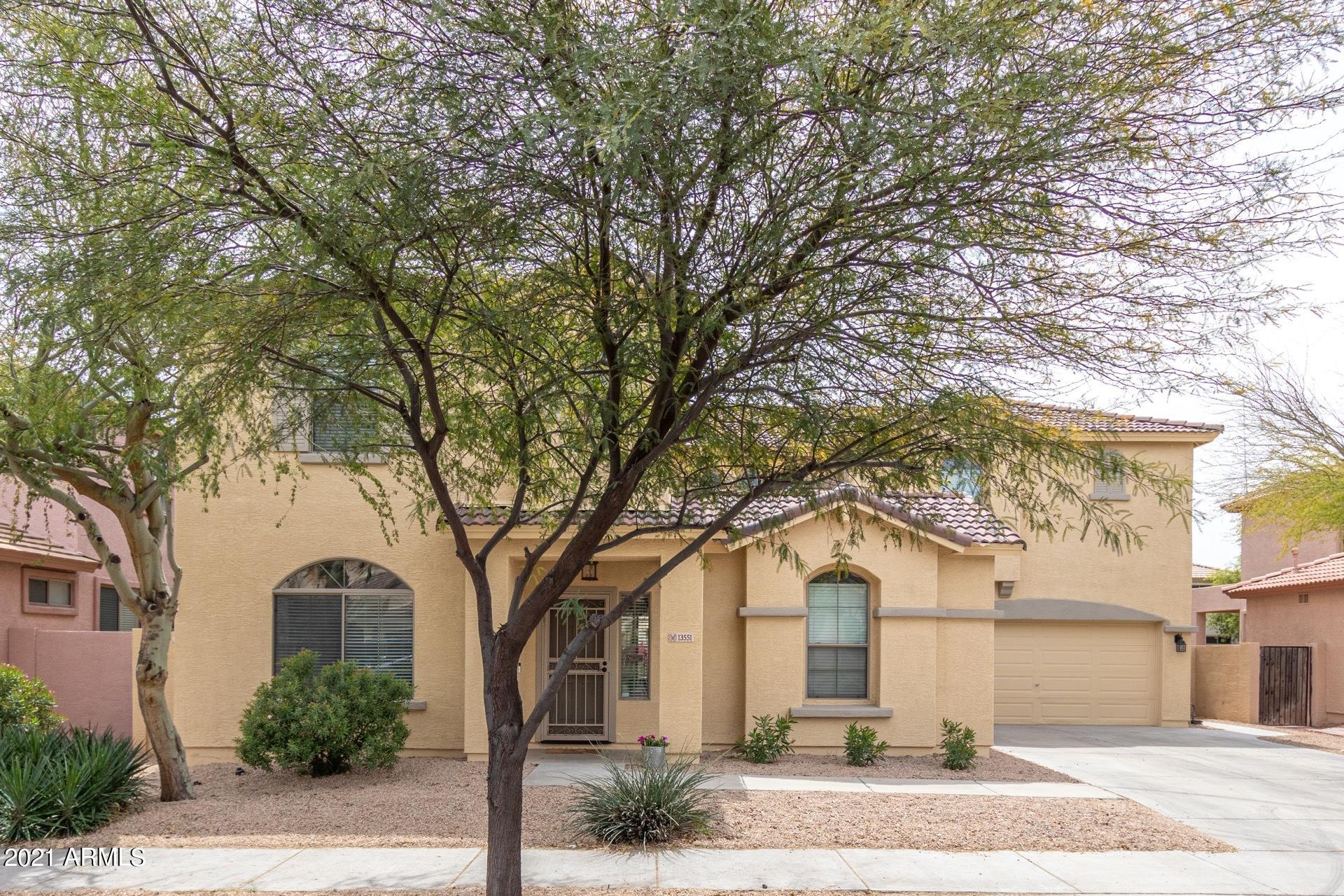 13551 West Redfield Road Surprise, AZ 85379 - Photo 3 of 52 Front of Home